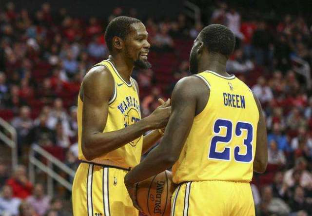 即传三垒 即传三垒